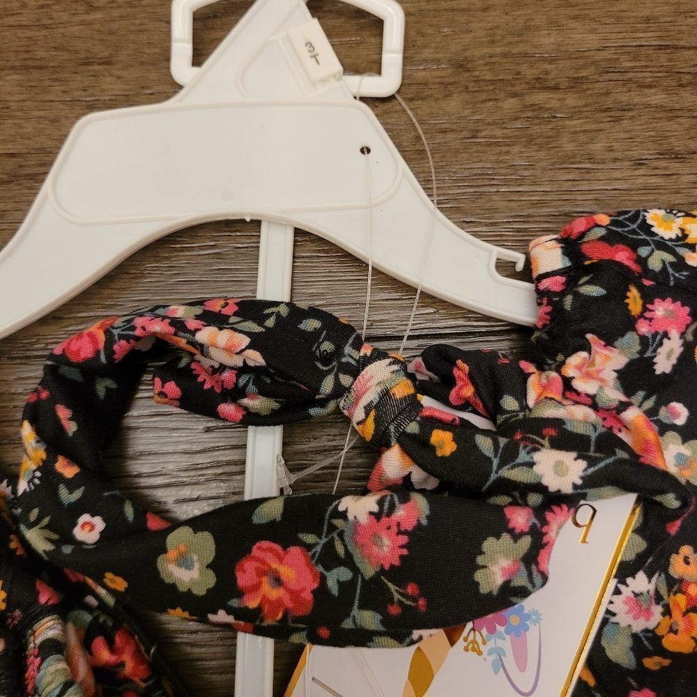 ⚡️TWO⚡️ Size 3T Outfits - Picture 7 of 8